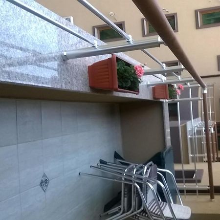 Apartamenti Zhelezovi Поморие Экстерьер фото