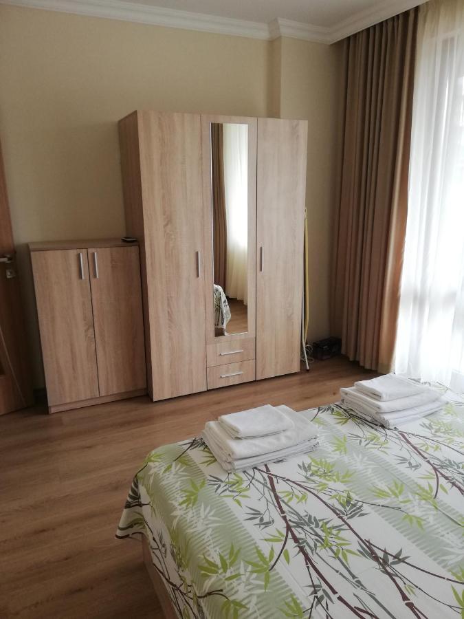 Apartamenti Zhelezovi Поморие Экстерьер фото